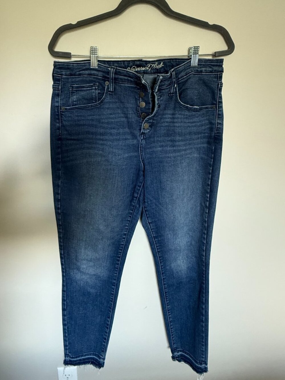 Universal Thread High Rise Button Fly Skinny Jeans Size 14/32